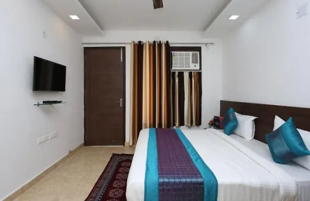 Hotel Rajvansh Palace Gurgaon