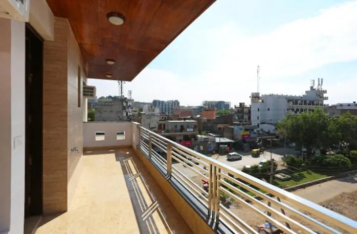 Hotel Rajvansh Palace Gurgaon