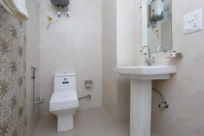 Hotel Rajvansh Palace Gurgaon