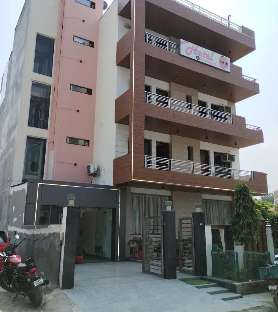 Hotel Rajvansh Palace Gurgaon