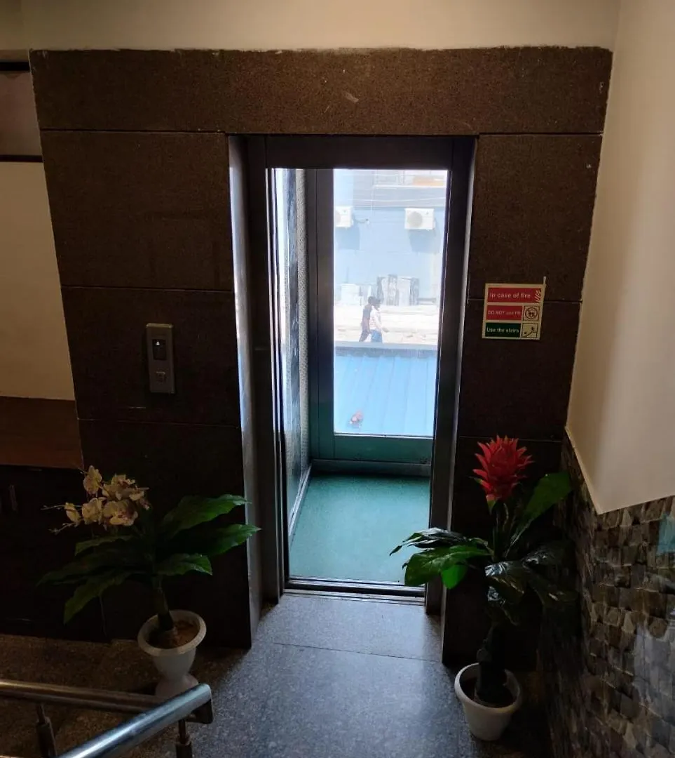 Hotel Rajvansh Palace Gurgaon